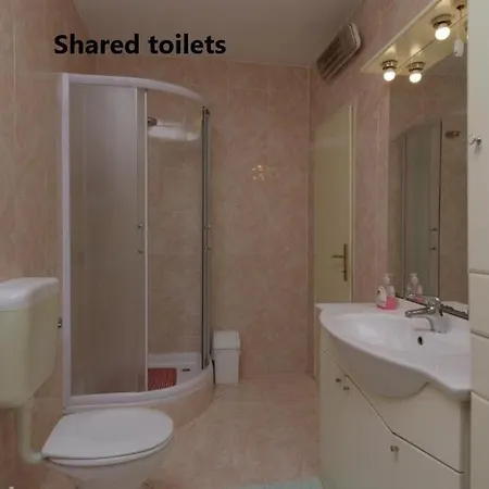 Mirjana Гостьовий будинок 3*